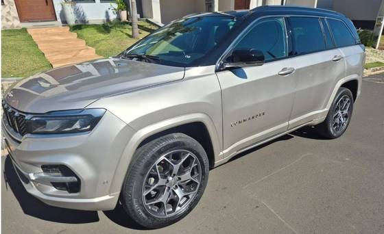 JEEP COMMANDER 2.0 TD380 TURBO DIESEL OVERLAND AT9 JEEP COMMANDER 2.0 TD380 TURBO DIESEL OVERLAND AT9